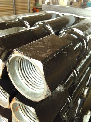 API Thread Ingersoll Rand Drill Pipe Grade G105 เหล็ก 114 มม. 6096 มม.