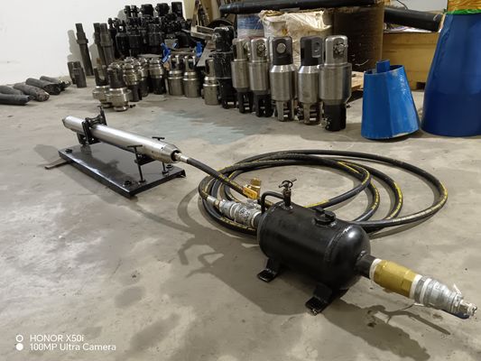 ตัวตุ่นลม BM Series พร้อมความถี่กระแทก 2.1-2.9 Hz แรงดันลม 0.4-0.7 MPa และปริมาณลม 1.2-1.6 ลบ.ม./นาที สำหรับท่อเจาะ HDD