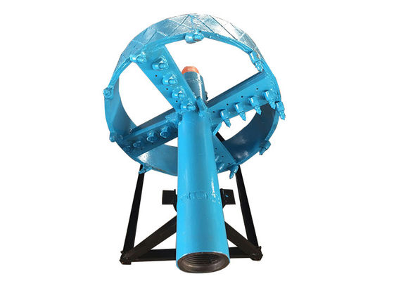 API 168mm OD สีดํา Fluted คาร์ไบด์เหล็ก Fly Cutter Reamer 1800mm